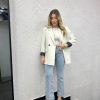 Jacke | cksisters Beyaz Atlas Kumas Kruvaze Blazer Ceket