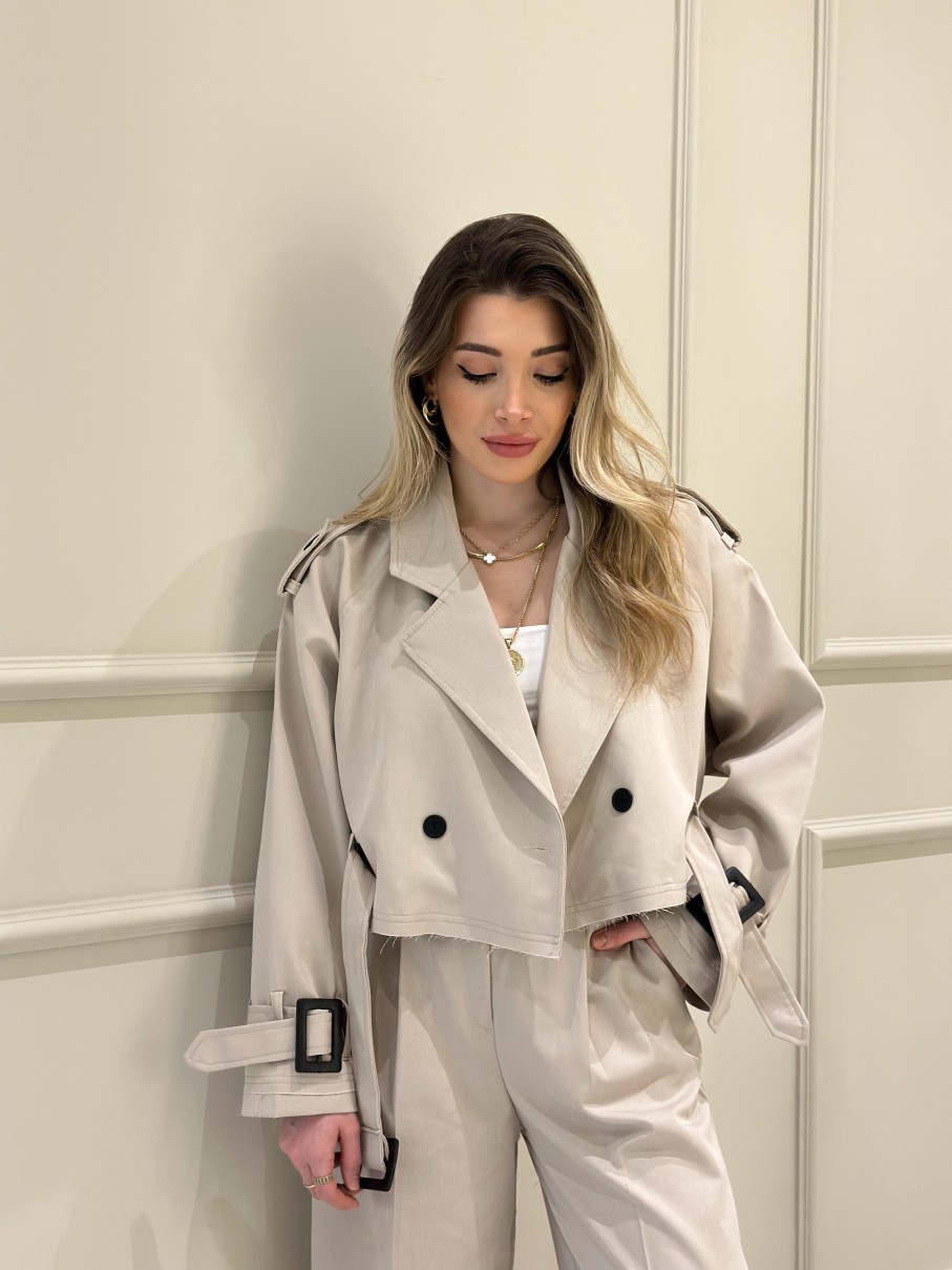 Trenc | cksisters Steinfarbener Kurzer Trenchcoat Mit Schulterklappen