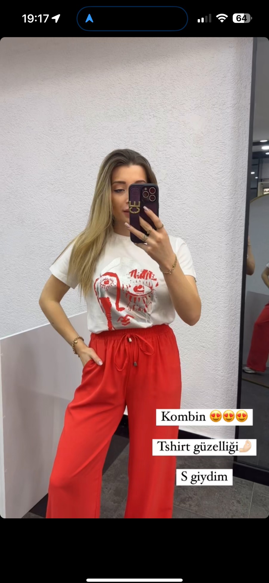 T-Shirt | cksisters Kirmizi-Gumus Baskili Beyaz Tisort